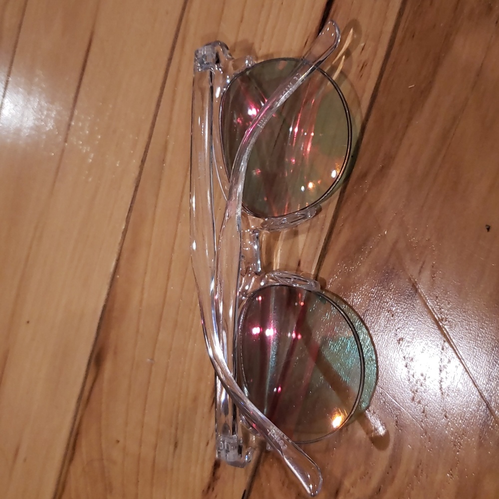 FREE with purchase - Picture 2 of 2